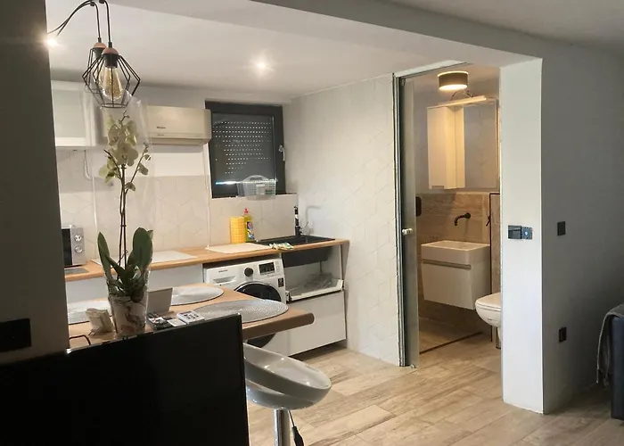 Trinity 公寓 巴拉顿诺尔马迪